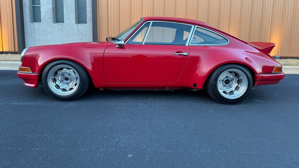 750-HP 1987 Porsche 911 RSR Backdate