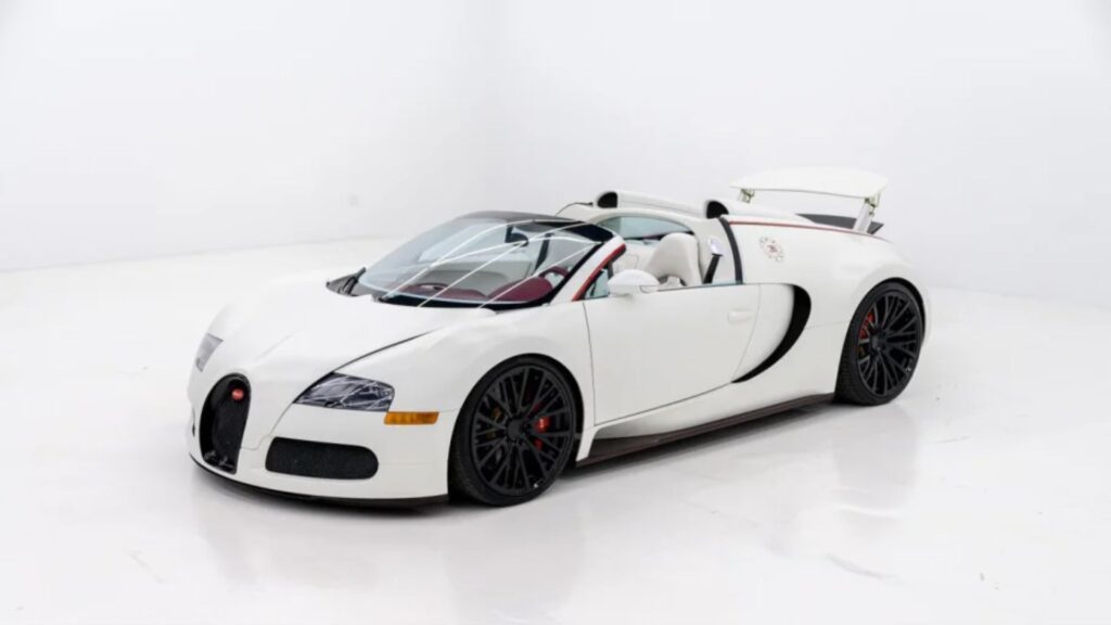 https://www.dupontregistry.com/autos/listing/2011/bugatti/veyron/259068?fbclid=IwAR3vs2Ljo-yOUeCUZQGcB0l0PeJJv_Zq6Rj3CsCaFtX72Q0wV7nV3p1t1e8