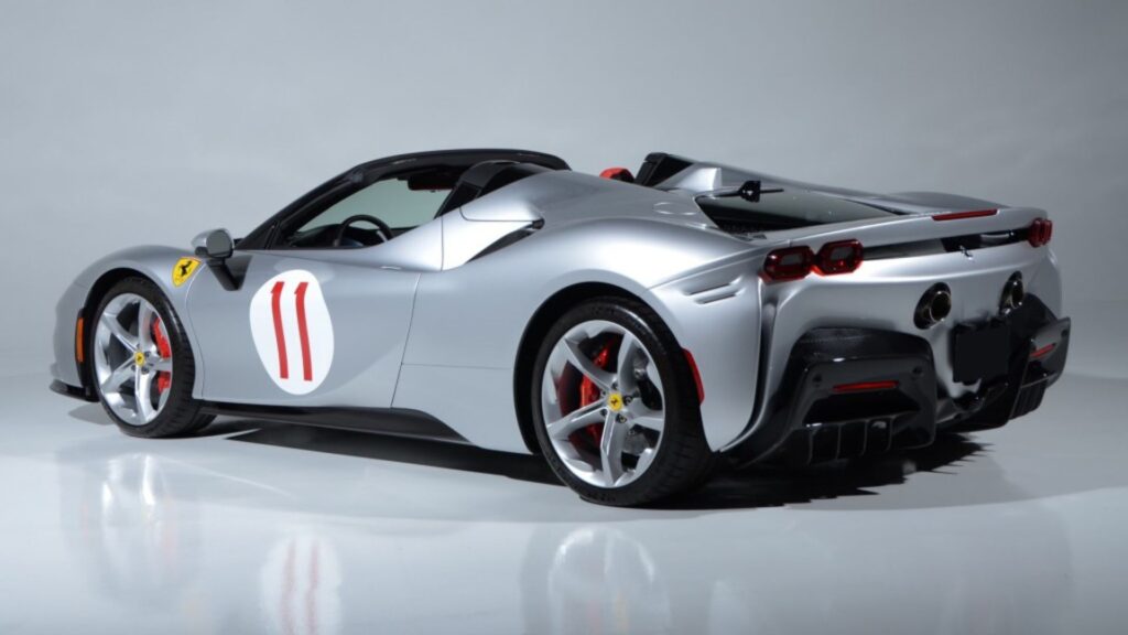 One-of-one Tailor Made 2022 Ferrari SF90 Spider