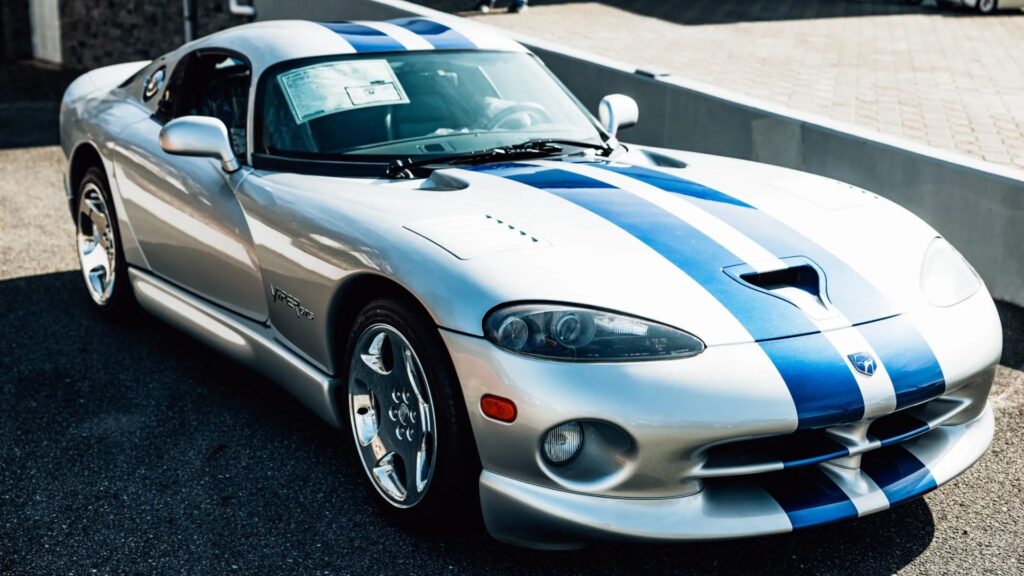 79-Mile 1999 Dodge Viper GTS