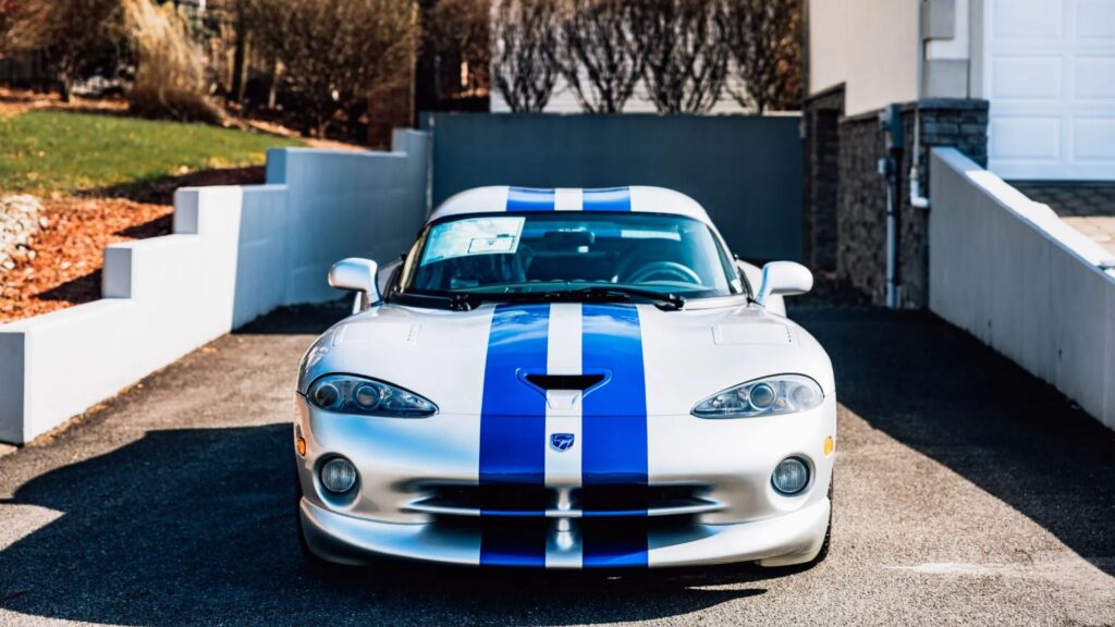 79-Mile 1999 Dodge Viper GTS