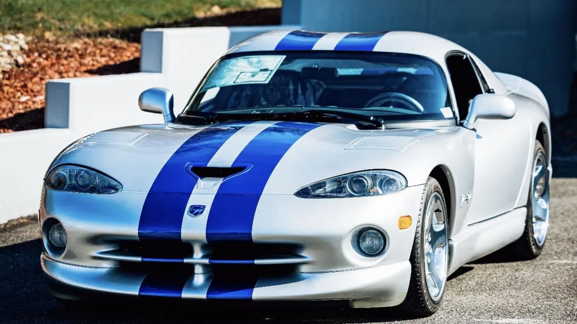 79-Mile 1999 Dodge Viper GTS