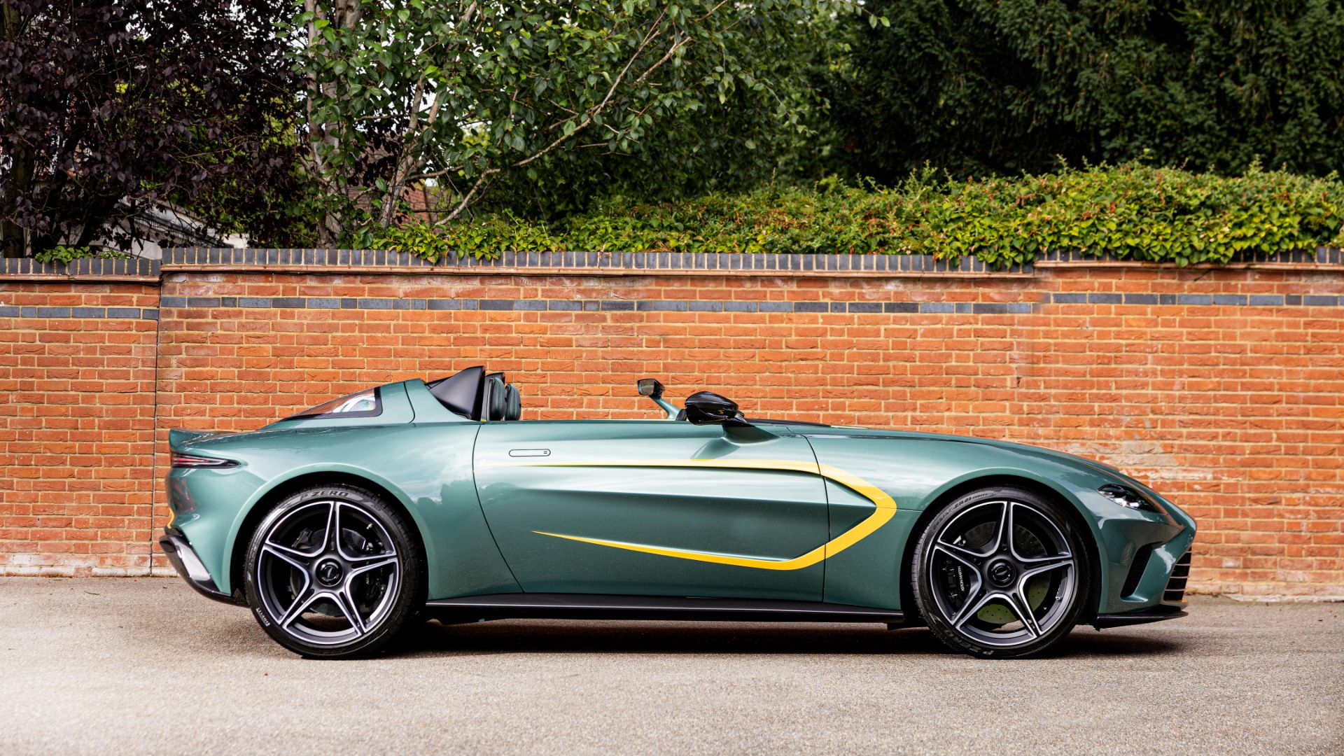 V12 Speedster 2021 Aston Martin V12 Speedster, One of 12 Right-Hand Drive Models, Set ...