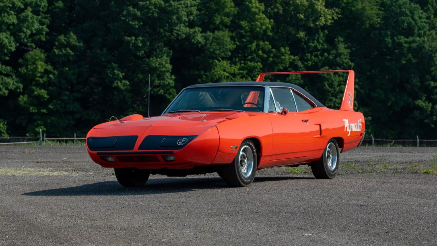 1970 Plymouth Road Runner Superbird with 440 'Six-Pack' V8 - Modern Car ...