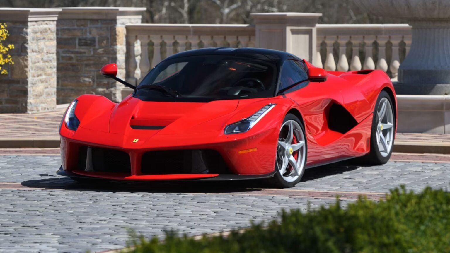 2014 Ferrari LaFerrari Hybrid Hypercar To Headline Mecum s Indy 2025 2014-ferrari-laferrari-hybrid-hypercar-to-headline-mecum-s-indy-2025