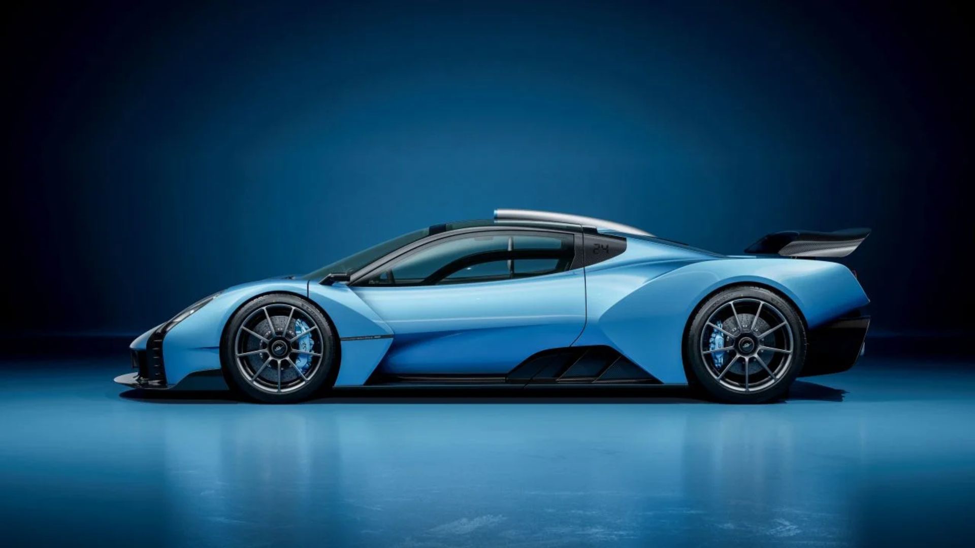 Gordon Murray’s Le Mans GTR Finally Turns a Wheel, a Year After Collectors Already Said Yes - featured image