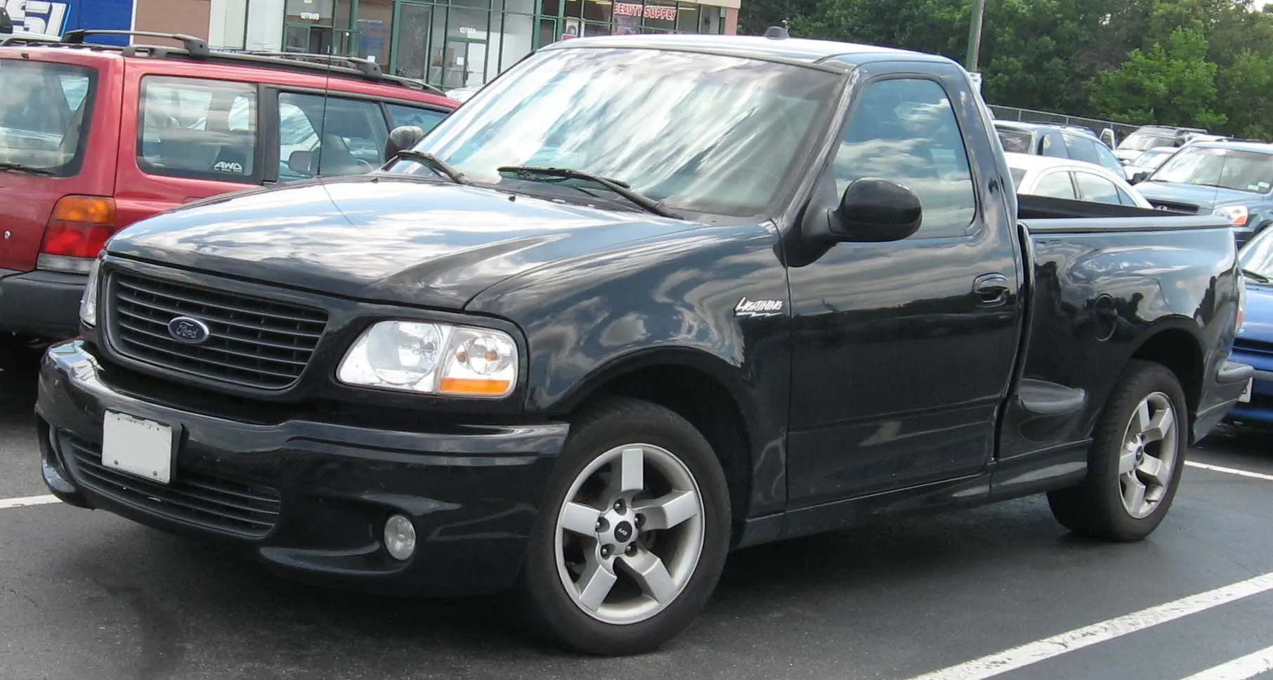Vintage Ford SVT Lightning Trucks Surge in Value as Younger Buyers Fuel Demand - featured image