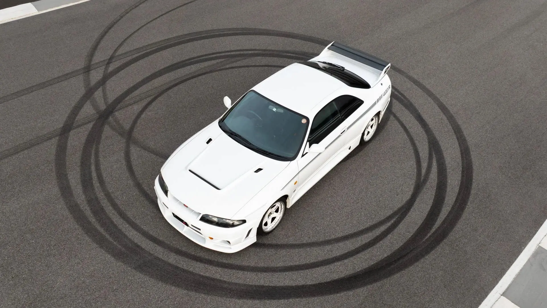 Nissan Nismo 400R Value Surges Past $1 Million as One of the Most Valuable Skyline Variants - featured image