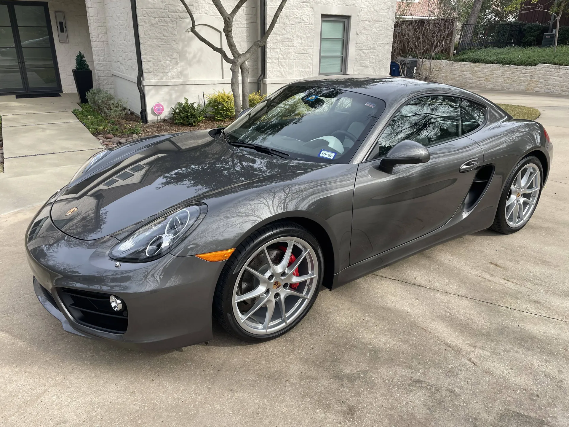One-Owner 2015 Porsche Cayman S With 6,000 Miles at Hemmings Auctions - featured image
