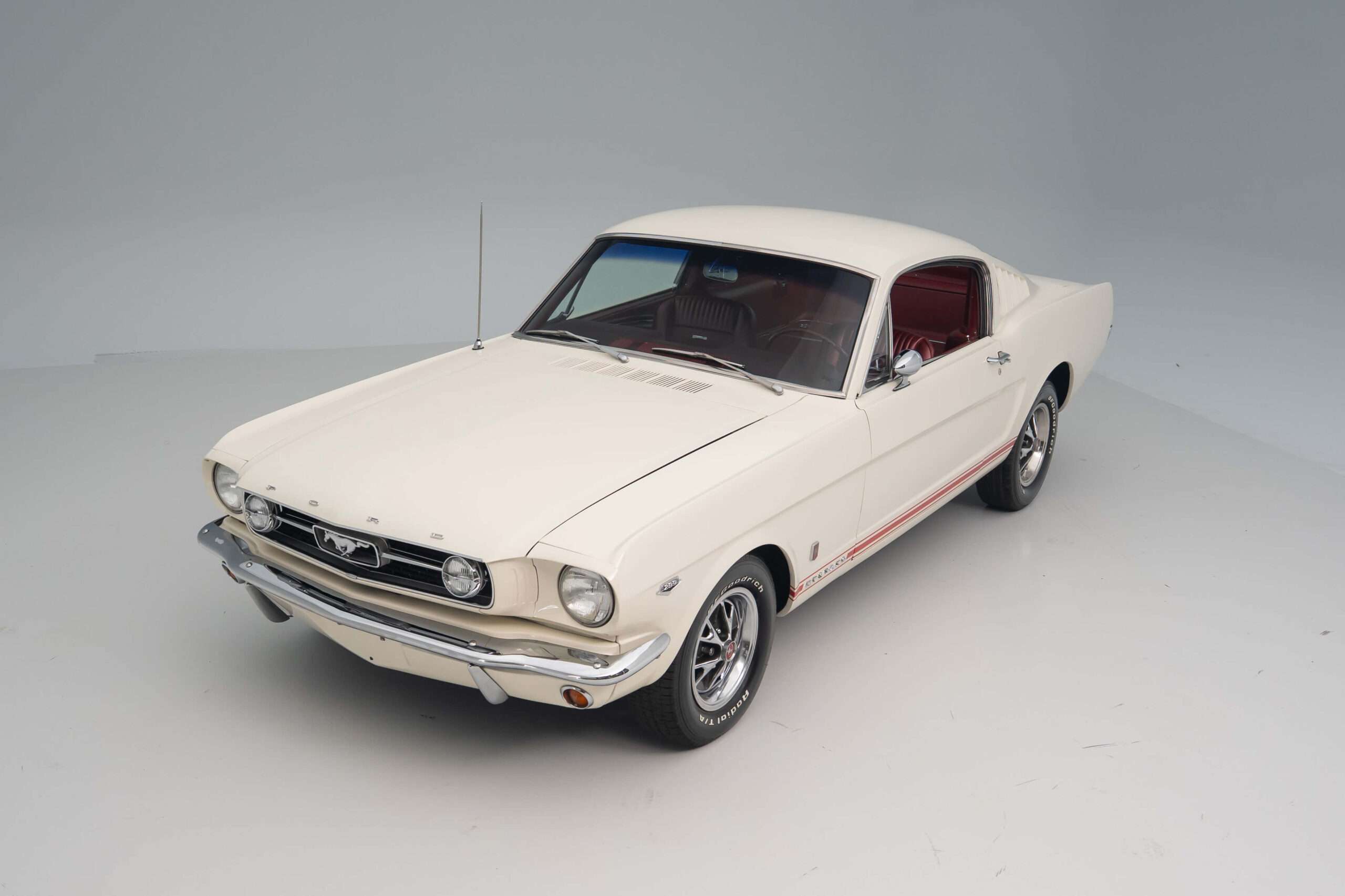 Ends Today: Win Twin Mustangs Separated by Sixty Years - featured image