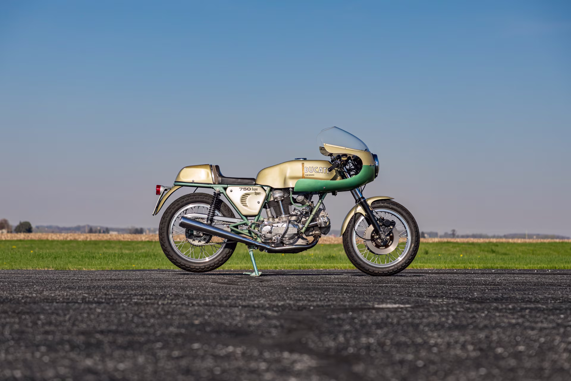 Ducati Royalty Heads To Mecum Monterey With Two Of The Most Important 750cc Twins Ever Built - featured image