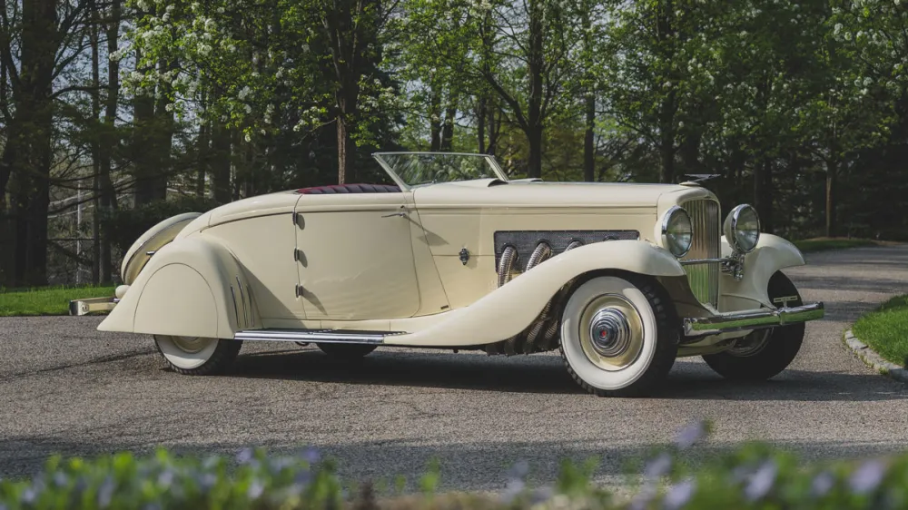 Clark Gable’s Custom 1935 Duesenberg Heads to Auction With $8 Million Estimate - featured image