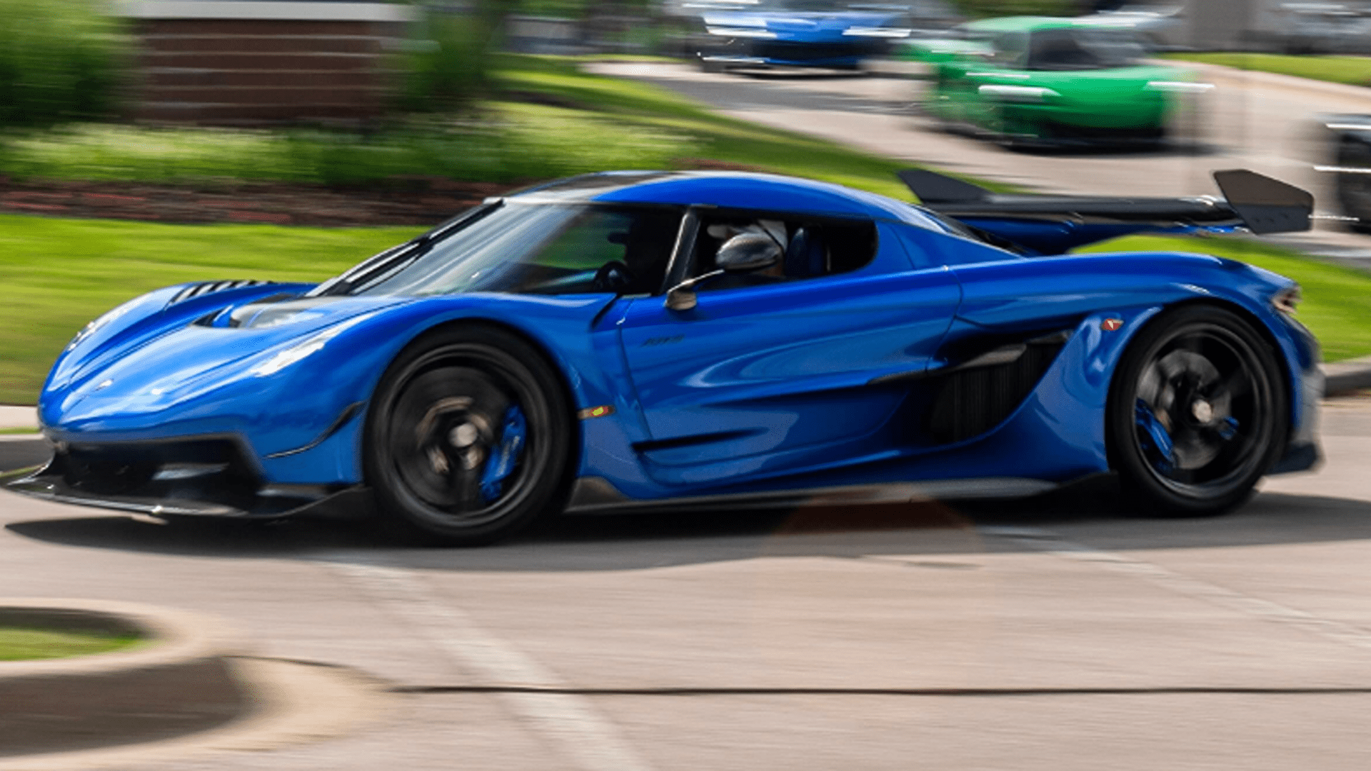 Carbon-Heavy Koenigsegg Jesko Lands in Chicago Collection - featured image