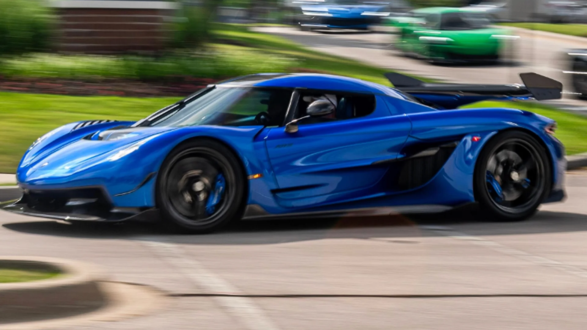 Carbon-Heavy Koenigsegg Jesko Lands in Chicago Collection - featured image