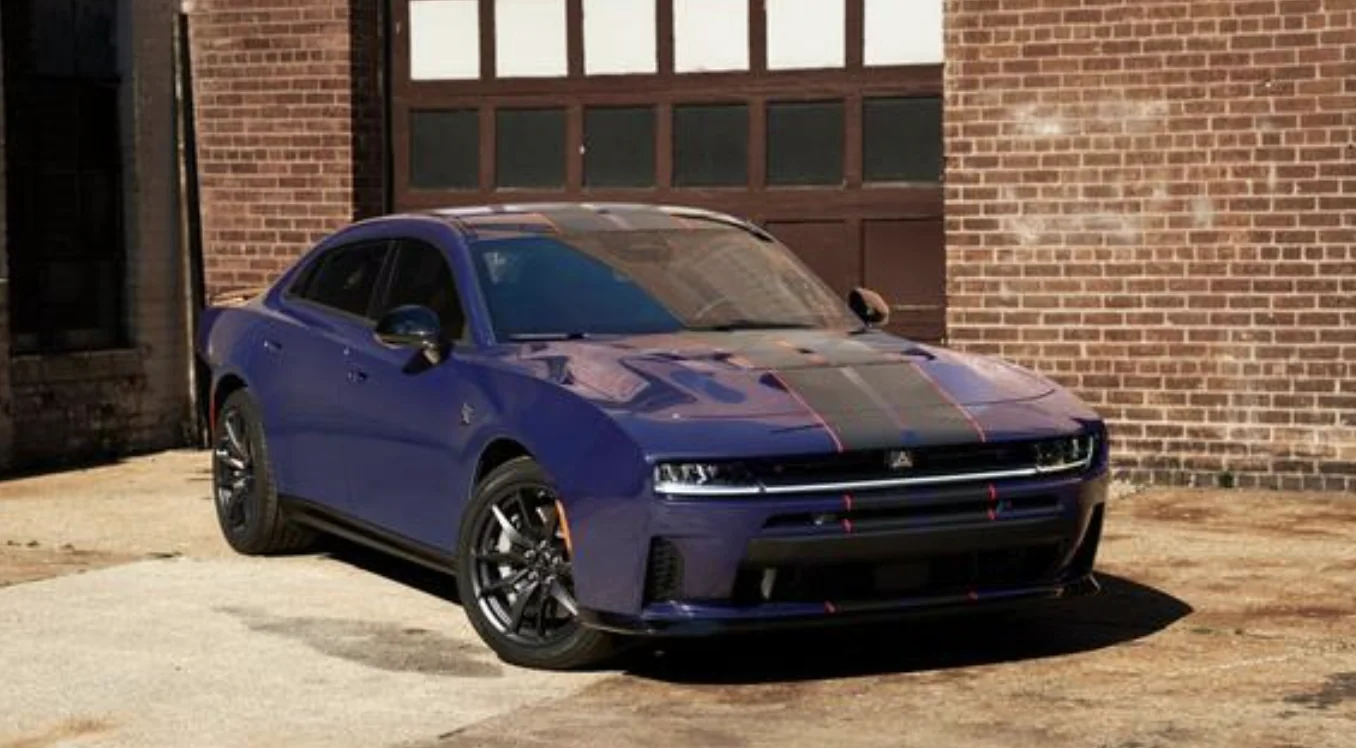 Dodge Charges $795 for Purple Haze, a 60th-Birthday Paint That Plays Hide-and-Seek With the Sun - featured image