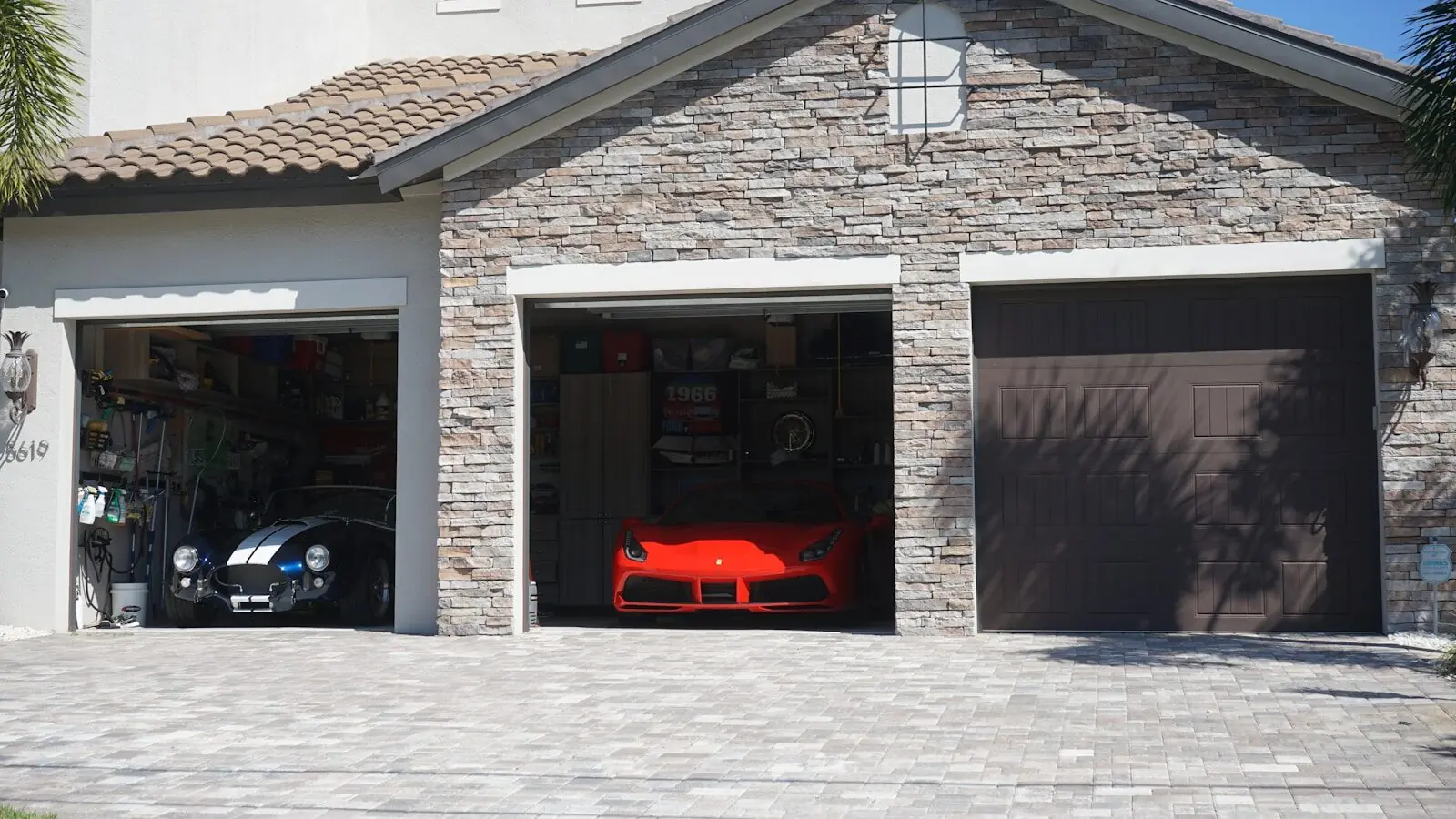 10 Garage Gadgets Every Car Collector Wishes They Bought Sooner - featured image