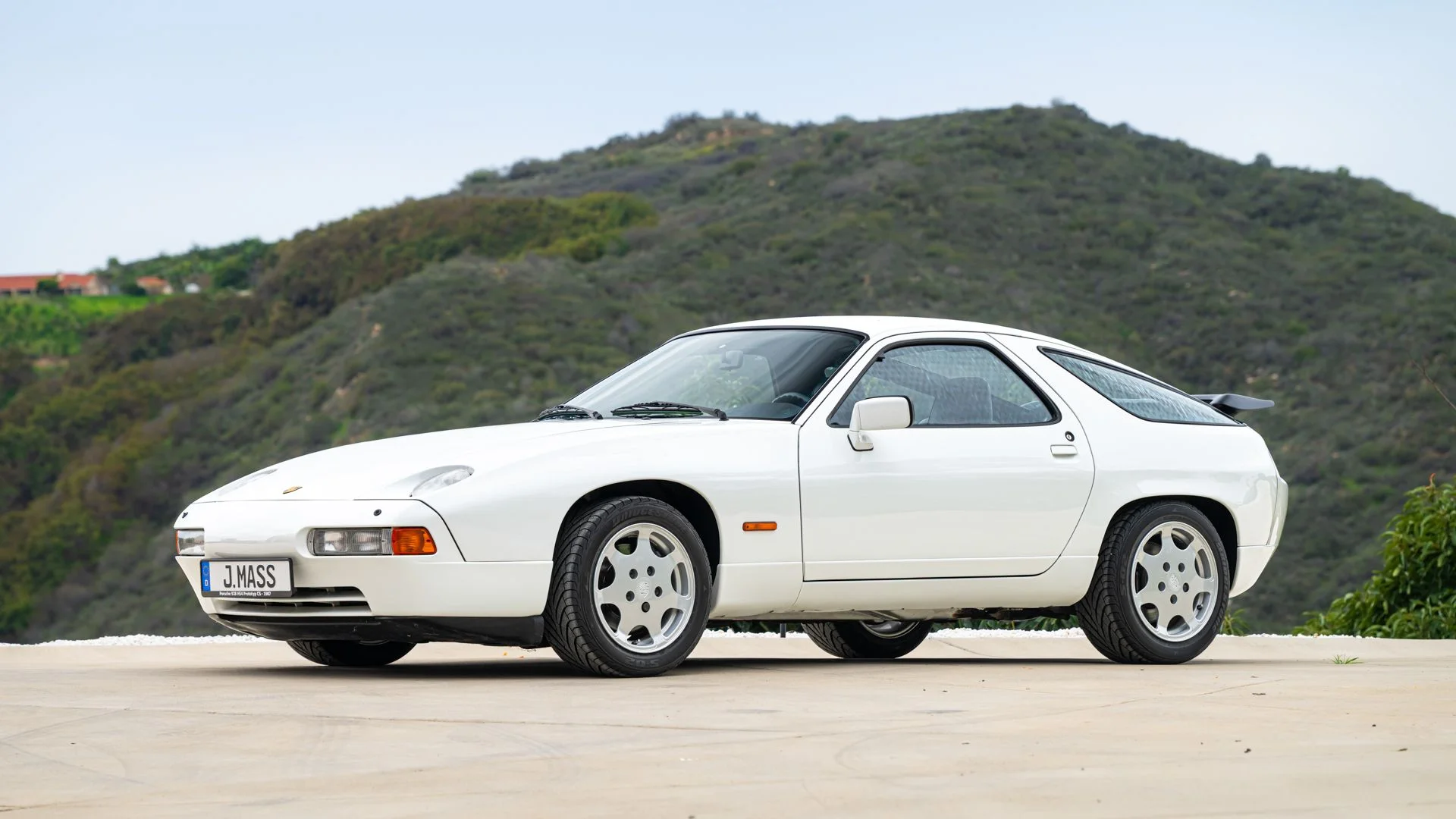 The Jochen Mass Porsche 928 Clubsport Wasn’t a Gift. It Was a Test. - featured image