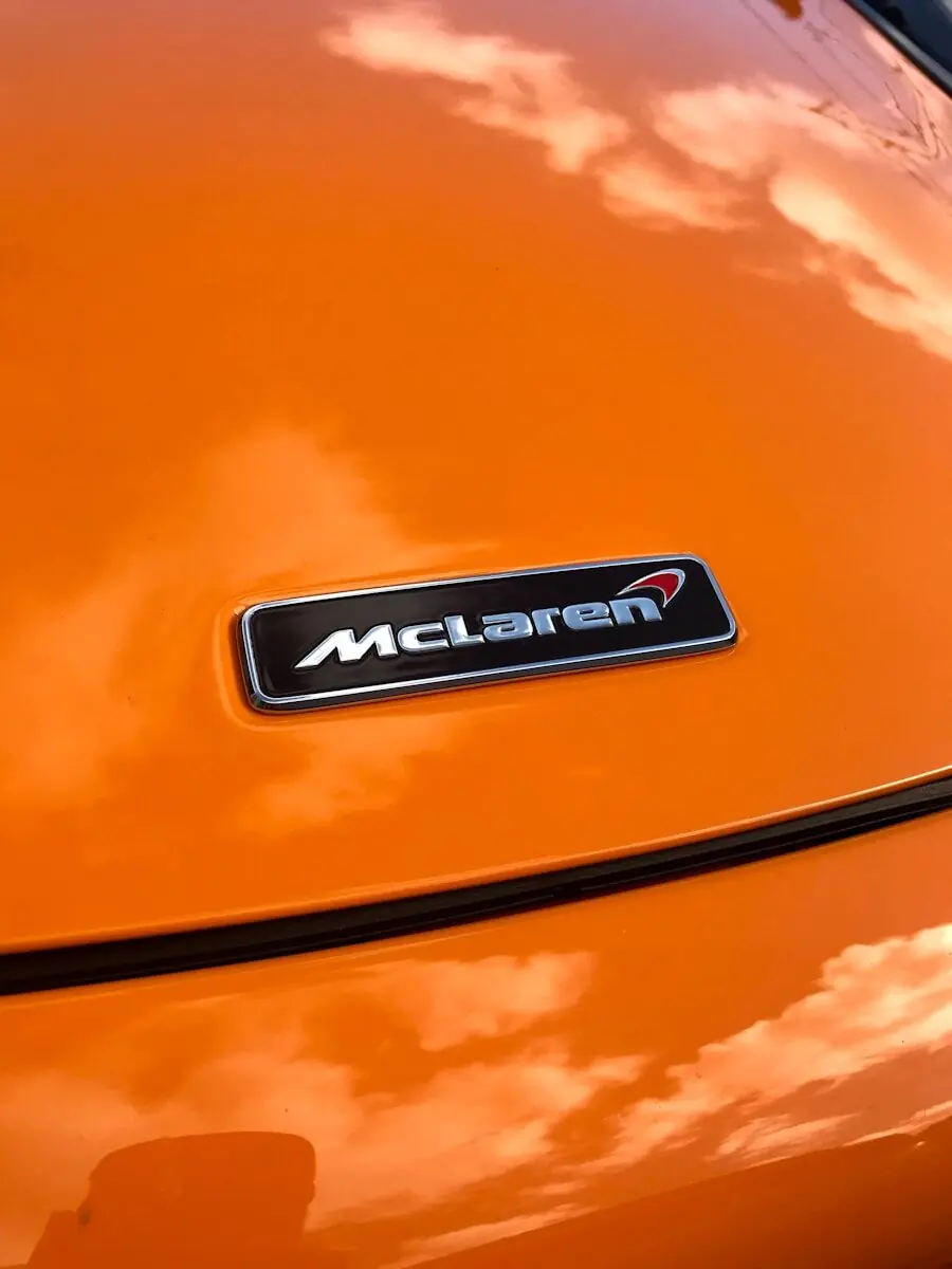 Adele Toured McLaren’s Woking HQ, and the Real Story Is the Building She Walked Through - featured image