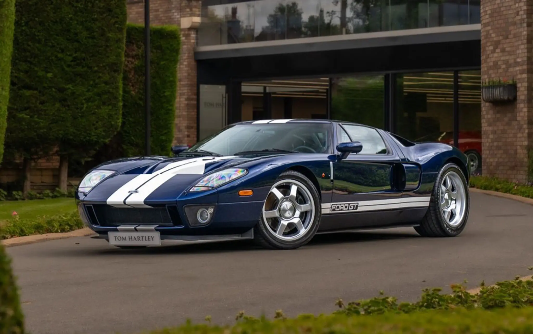 Jeremy Clarkson’s Personal 2006 Ford GT Is Coming Up for Sale - featured image