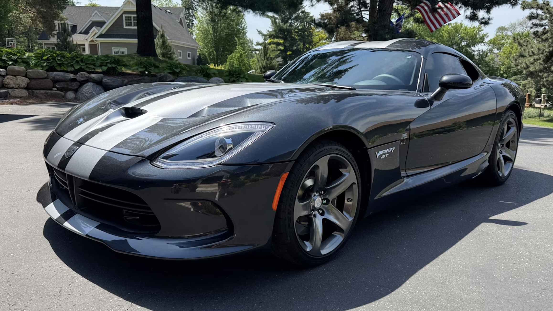 This 543-Mile 2017 Dodge Viper GTC Shows How Final-Year Rarity Really Works - featured image