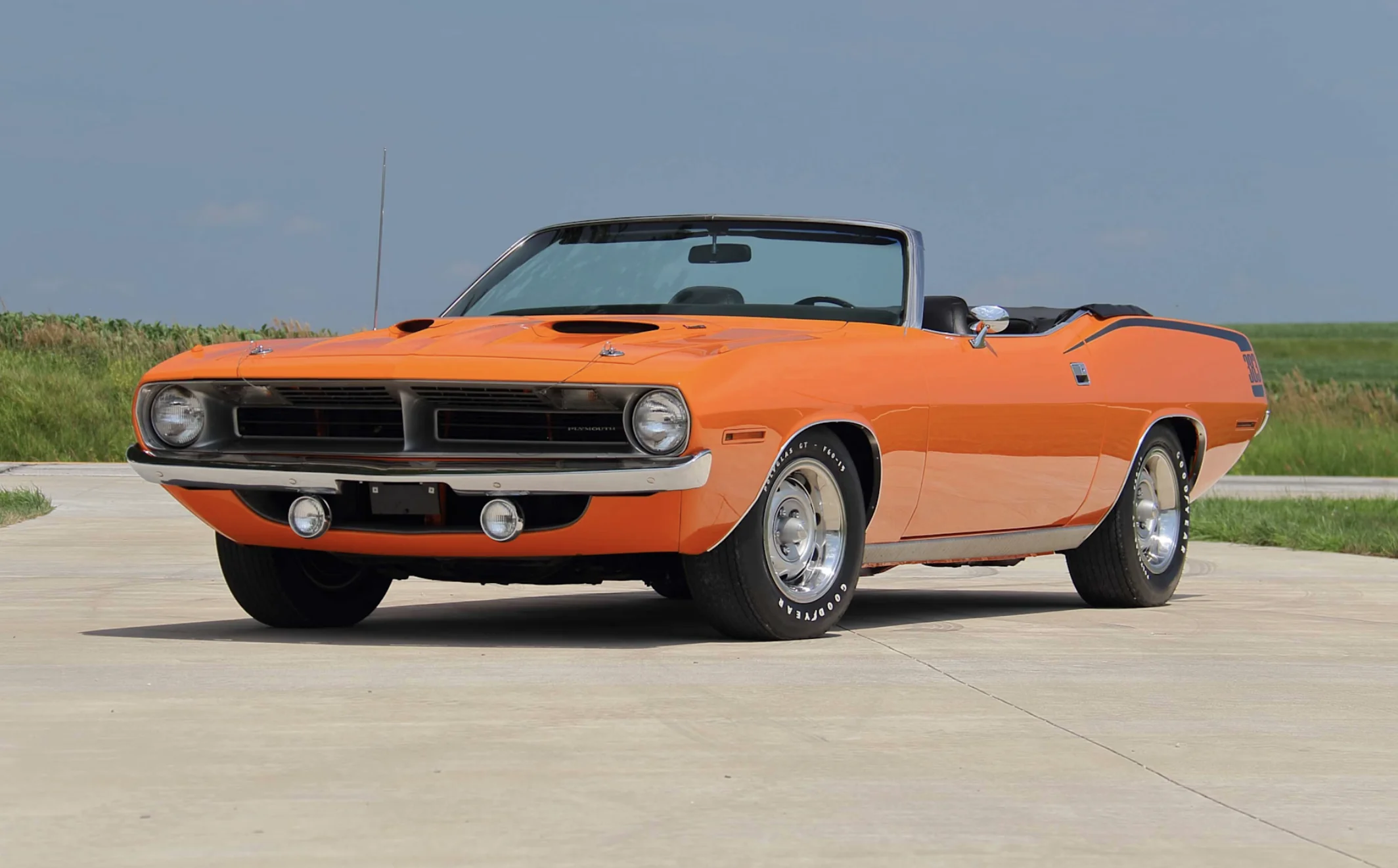 This 1970 Plymouth Cuda Convertible Is More Than One of 132 - featured image