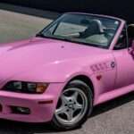 bmw-z3-christy-sydney-sweeney-exterior