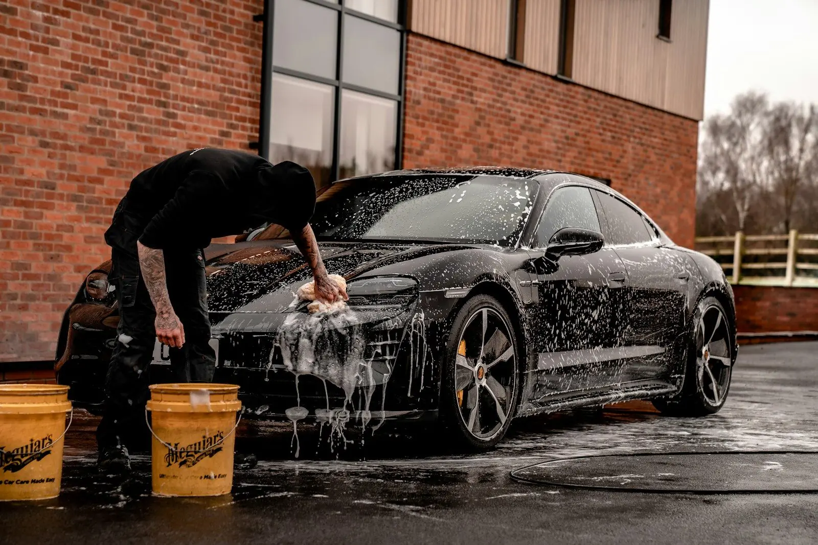 Best Microfiber Towels, Wash Mitts, and Detailing Kits Collectors Actually Use - featured image