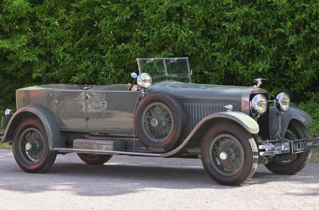 1927 Hispano-Suiza H6B Tourer in grey-green, front three-quarter view