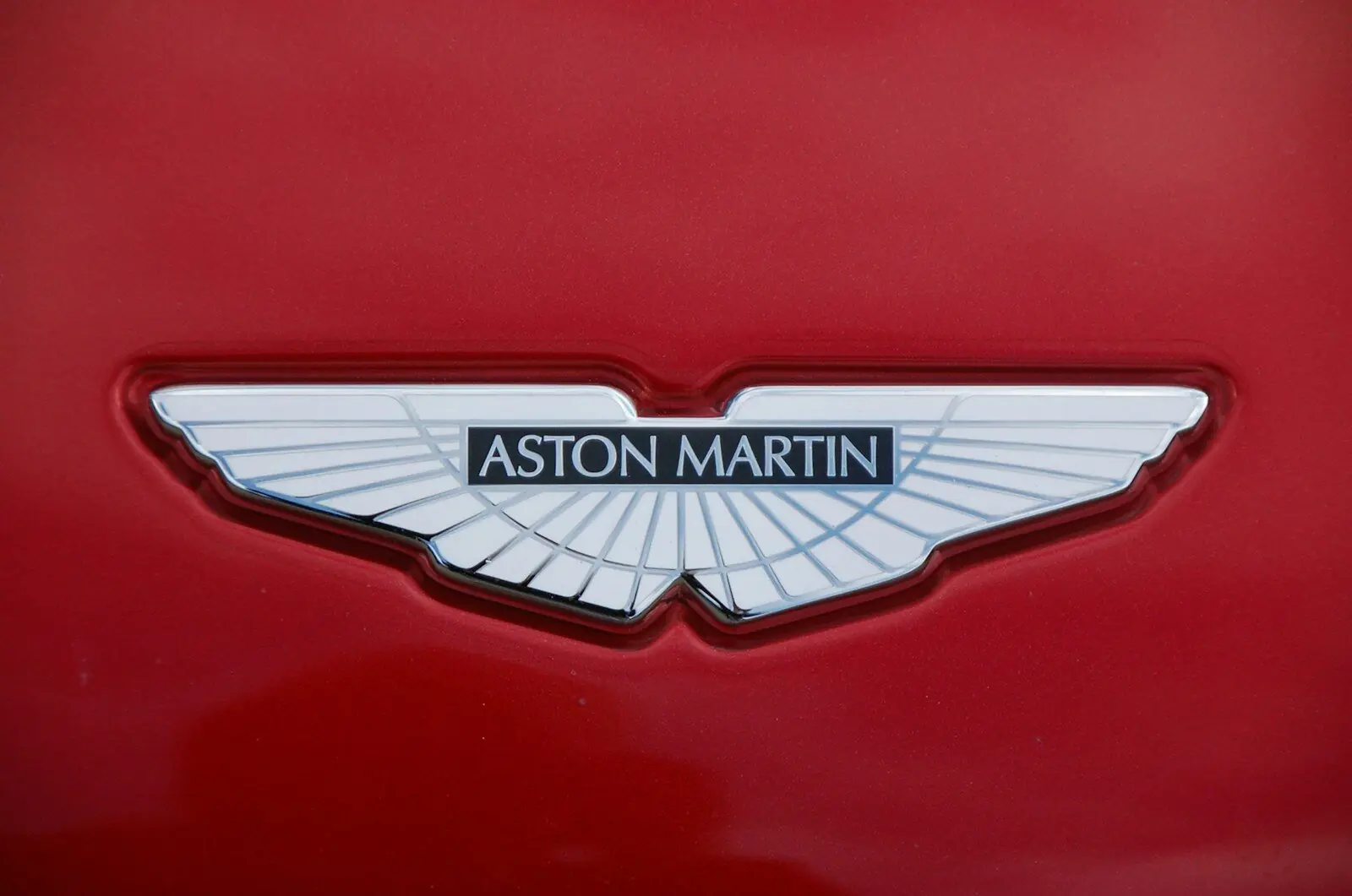Aston Martin’s 50-Car Vanquish 25: What the Anniversary Badge Actually Buys You - featured image
