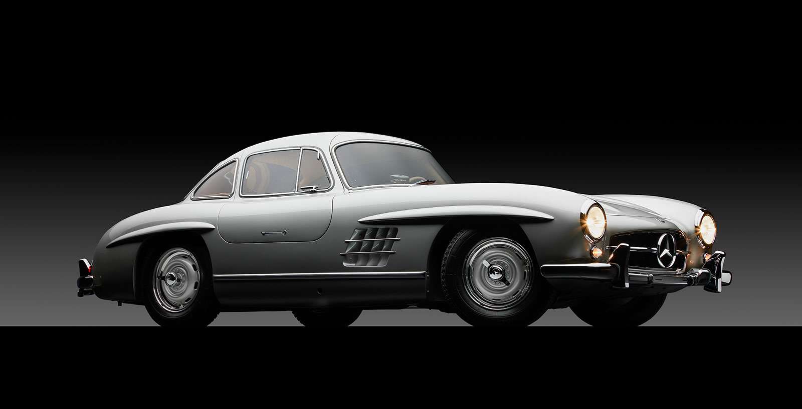 Iconic Bentley and Mercedes-Benz Offerings are in the Spotlight at this year’s Pebble Beach Auctions - featured image