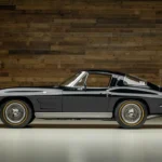 Corvette Group, Old and New: 1963 Split-Window and 2019 ZR1 Headline for Sale at Kruse Auctions AA200100-csw9k8sbok