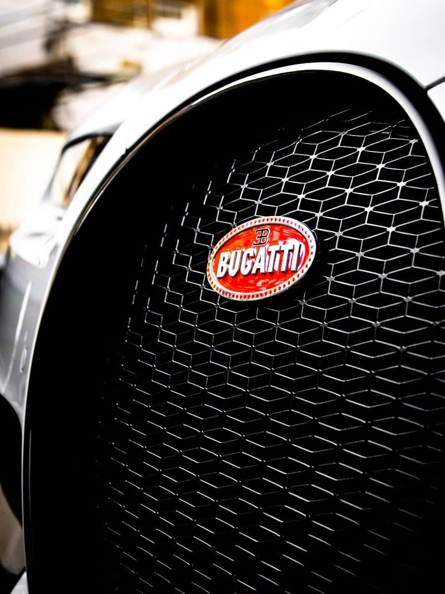 A Record Bid, No Sale: What the Bare-Carbon Bugatti EB110 Actually Proves - featured image