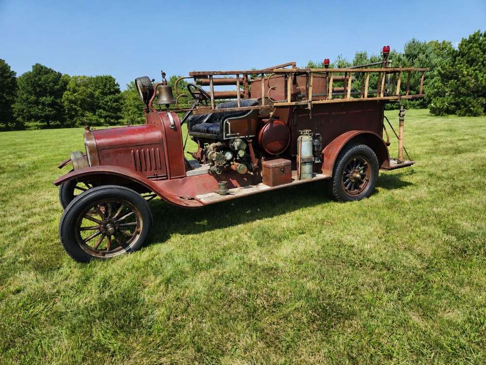 1925 Ford Model TT fire truck pumper