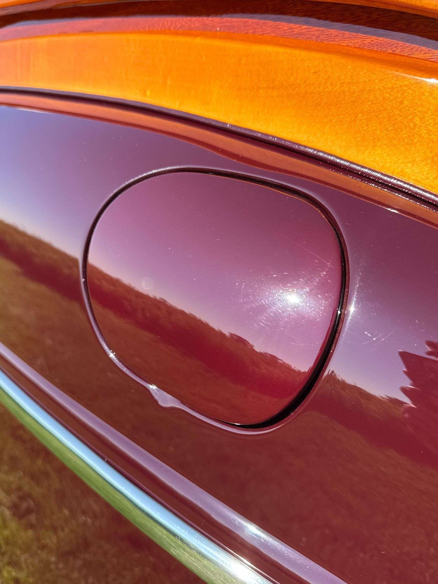 Close-up of ribbon grain mahogany and maple woodwork on the 1947 Ford Sportsman