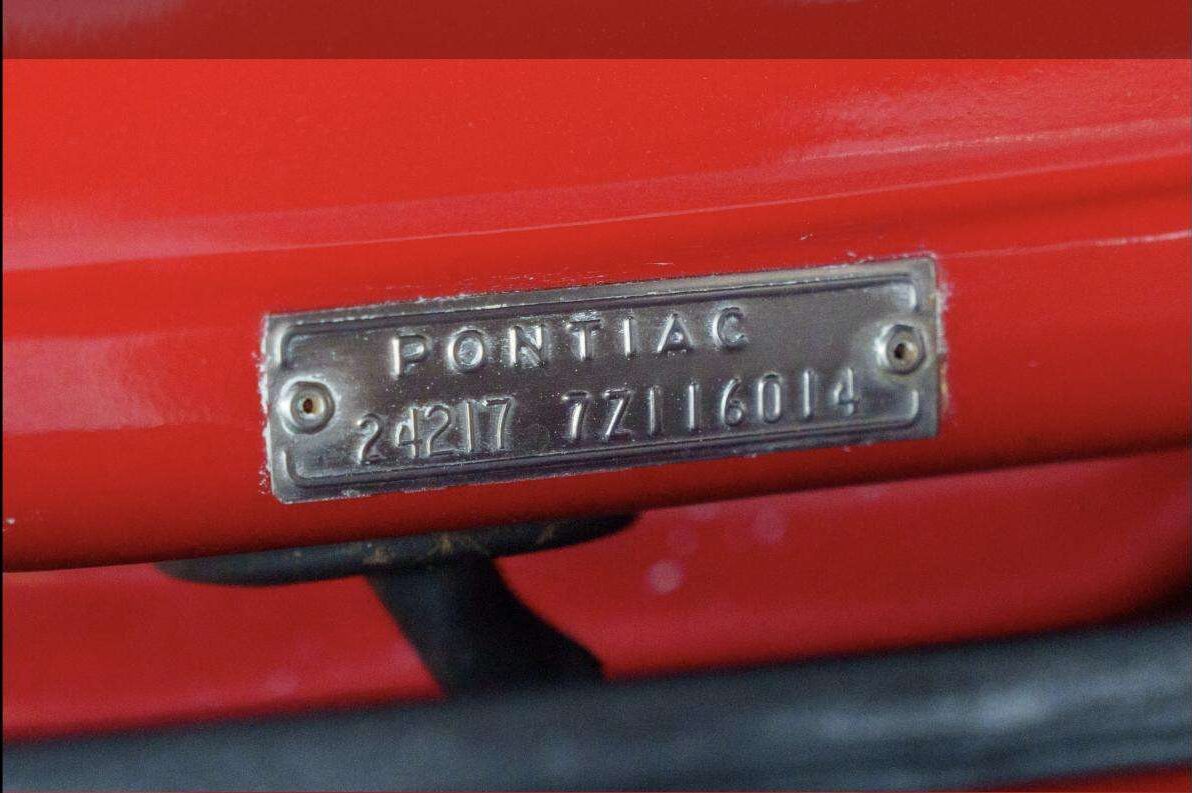 Pontiac body plate stamped 242177Z116014 on the 1967 GTO at Henderson Auctions