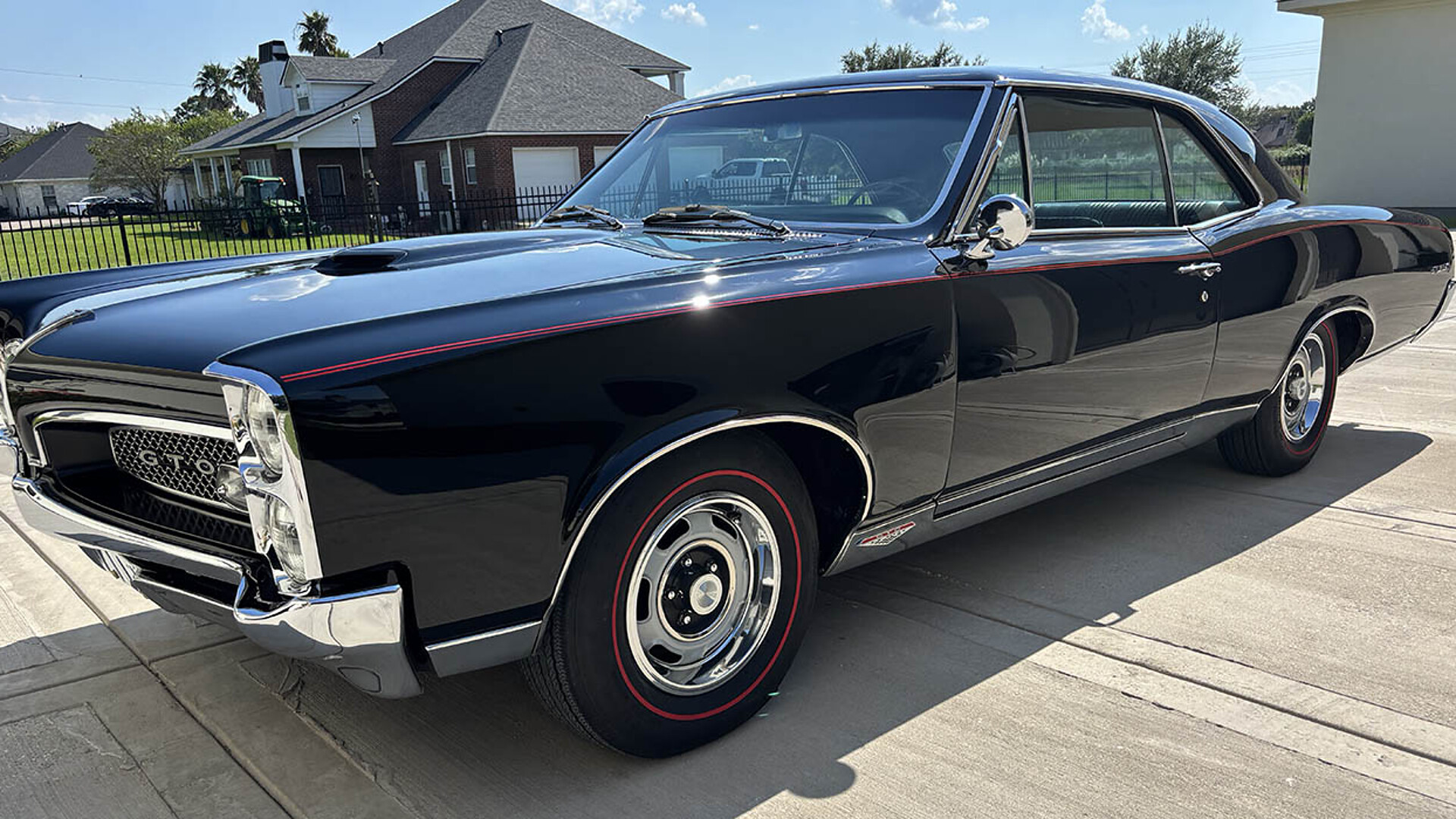 This Numbers-Matching 1967 Pontiac GTO Spent 35 Years in a Museum. Now It’s Headed to Vicari’s Biloxi Sale - featured image
