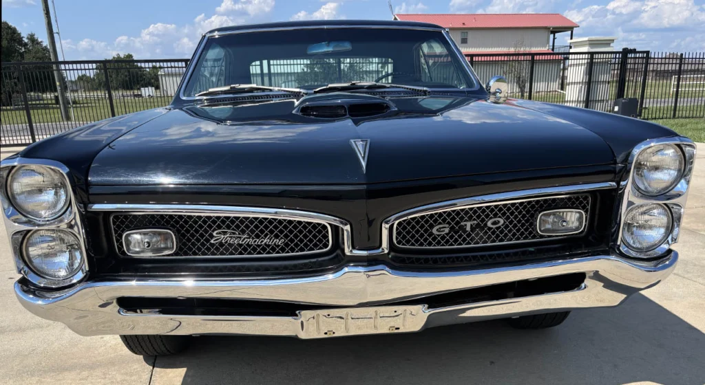 Head-on view of the 1967 Pontiac GTO grille and chrome bumper