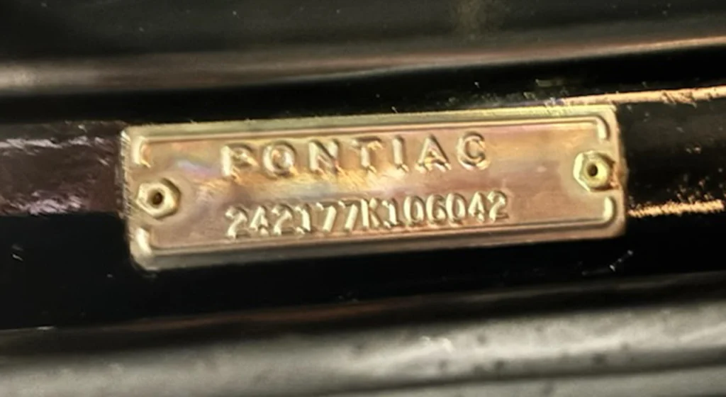 Pontiac VIN plate on the 1967 GTO reading 242177K106042
