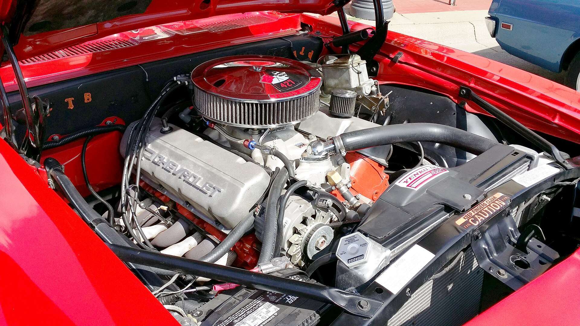 L72 427 big-block V8 in a 1969 COPO-era engine bay