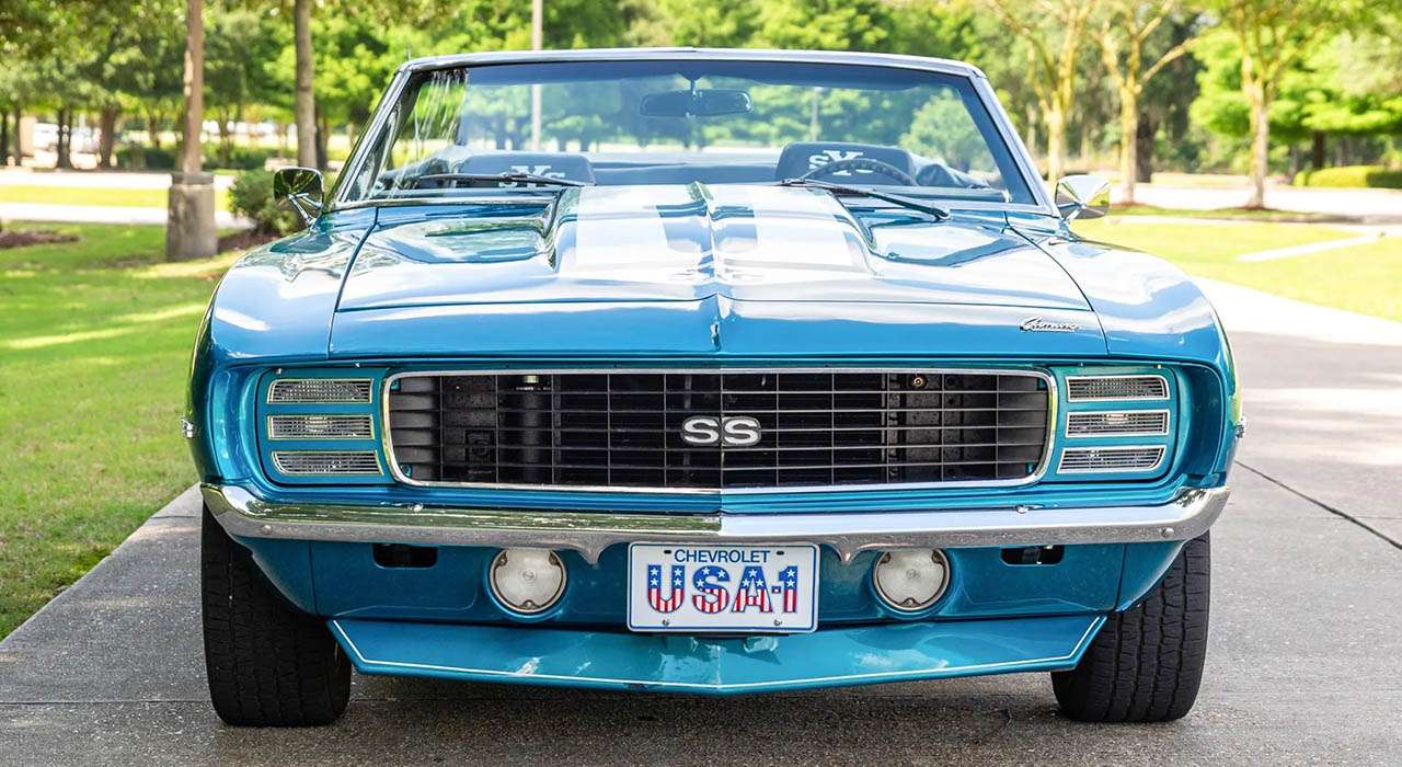 1969 Camaro RS-style grille with hideaway headlights closed