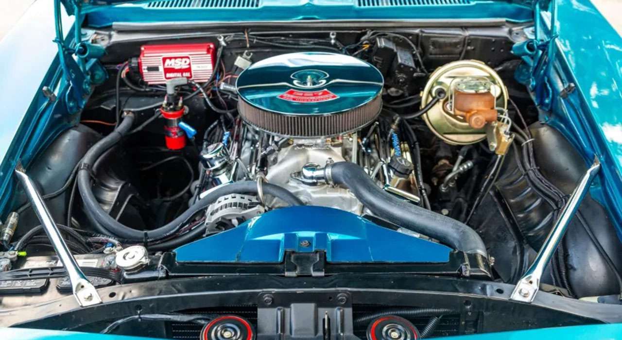 BluePrint Engines 383 stroker V8 in the 1969 Camaro engine bay