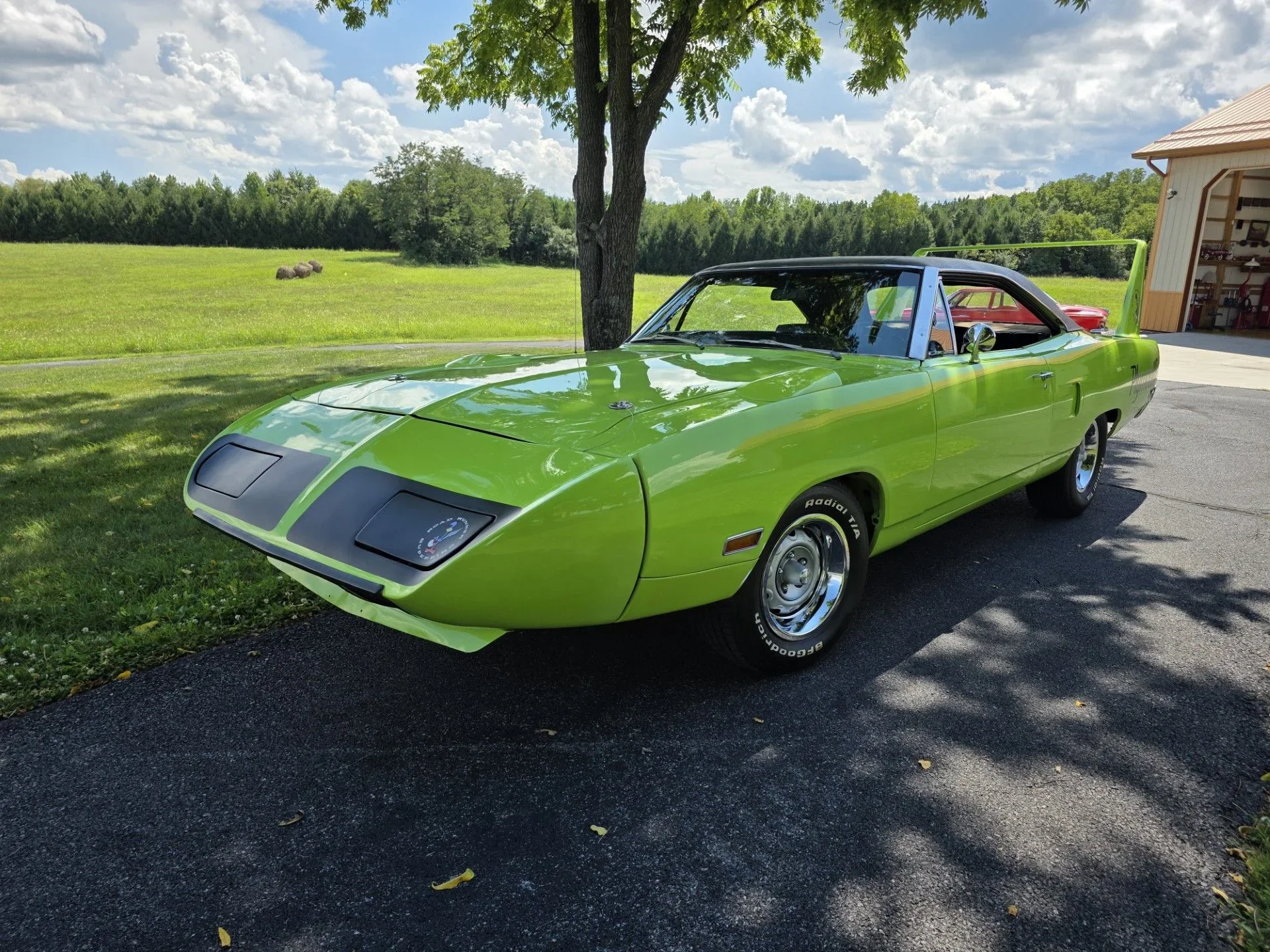 1970 Plymouth Superbird Heads to Carlisle Auctions: A Rare Factory Four-Speed Wing Car Hits the Block - featured image
