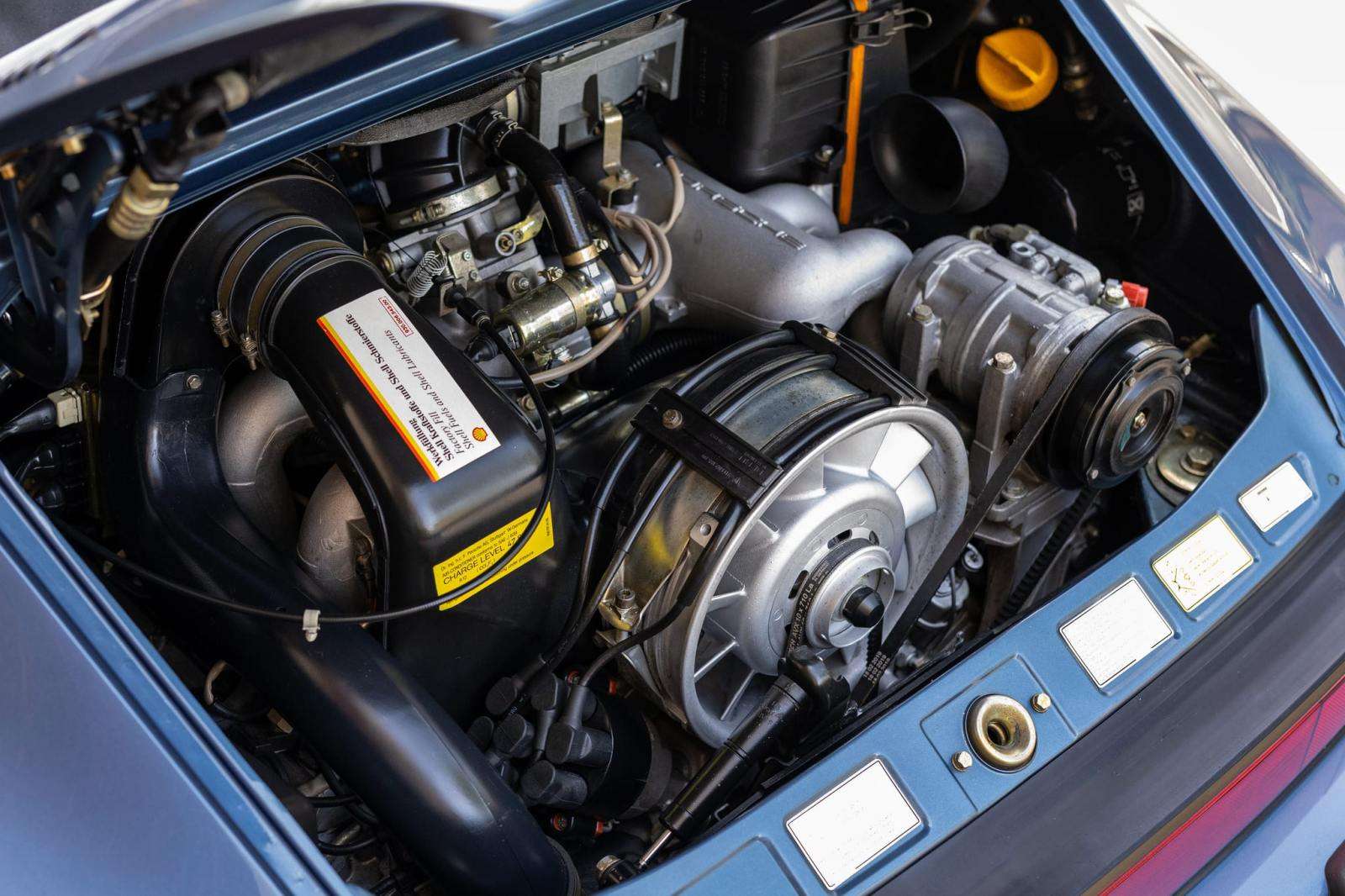 3.2-liter flat-six engine in the 1989 Porsche 911 Carrera Cabriolet