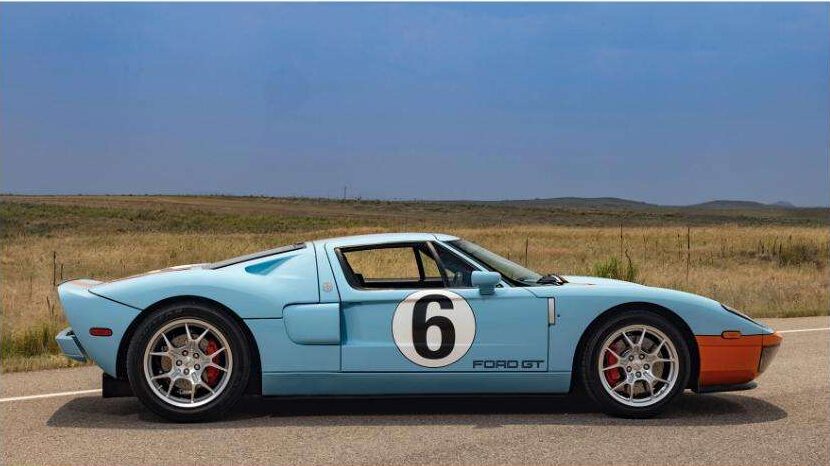 Side profile of the 2006 Ford GT Heritage Edition sweepstakes car in Gulf blue and orange