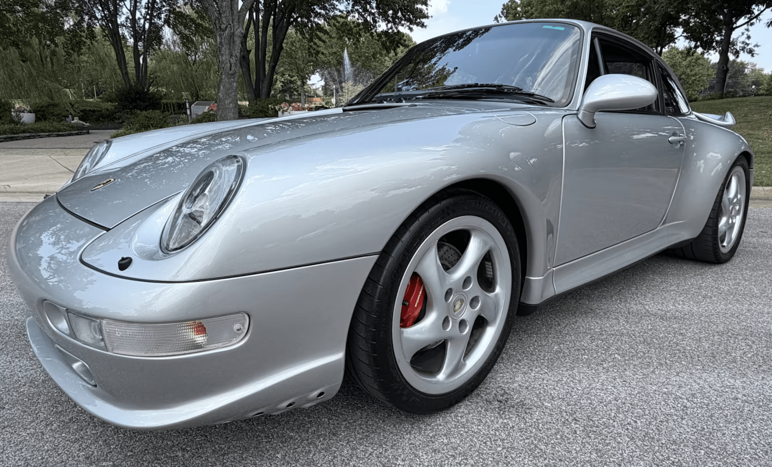 1997 Porsche 911 Turbo Heads to Mecum Nashville: A 993-Generation Icon Ready to Cross the Block - featured image