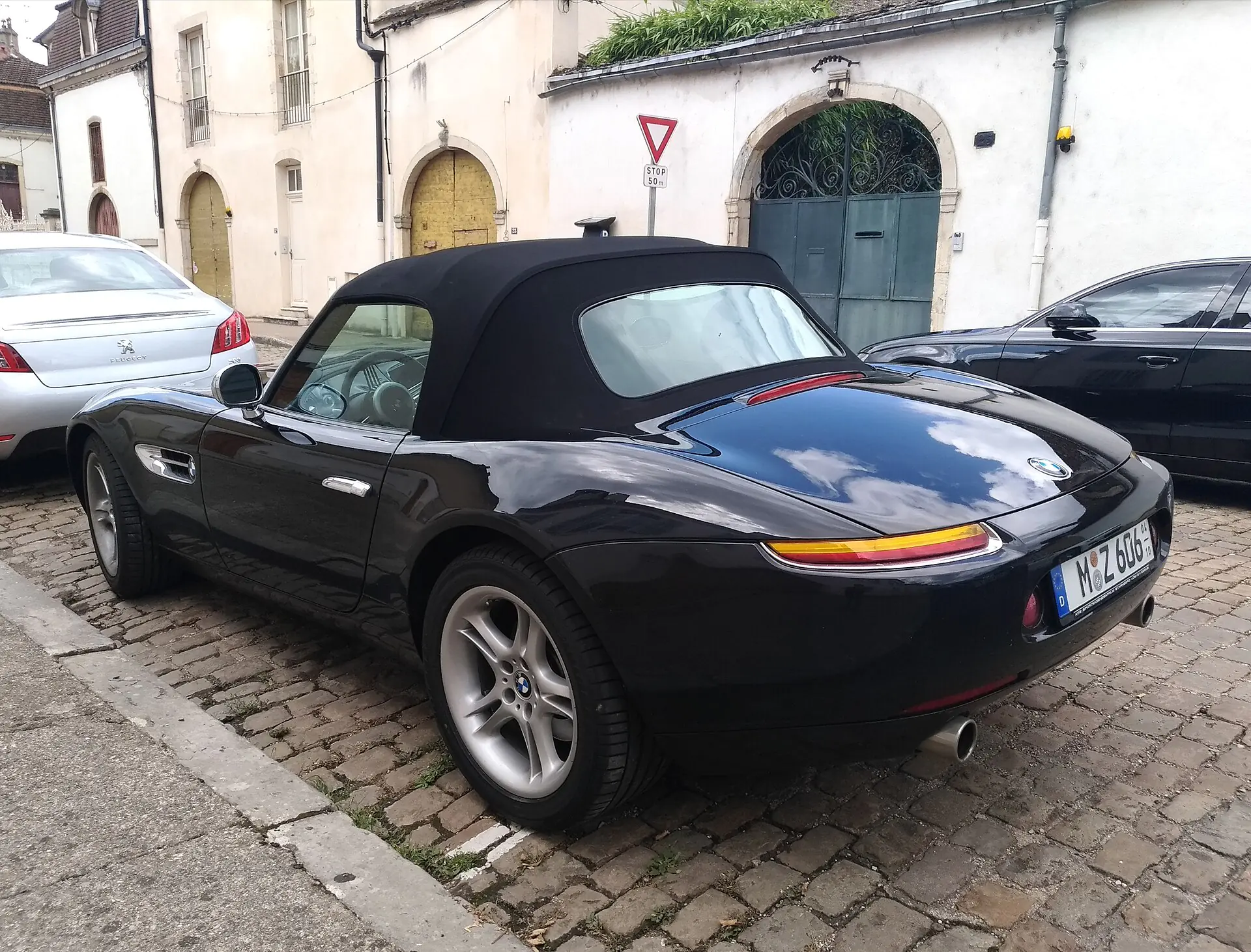 Collector Car Market Brief: Sampras’s BMW Z8, Two Gullwings and What Paperwork Is Worth - featured image