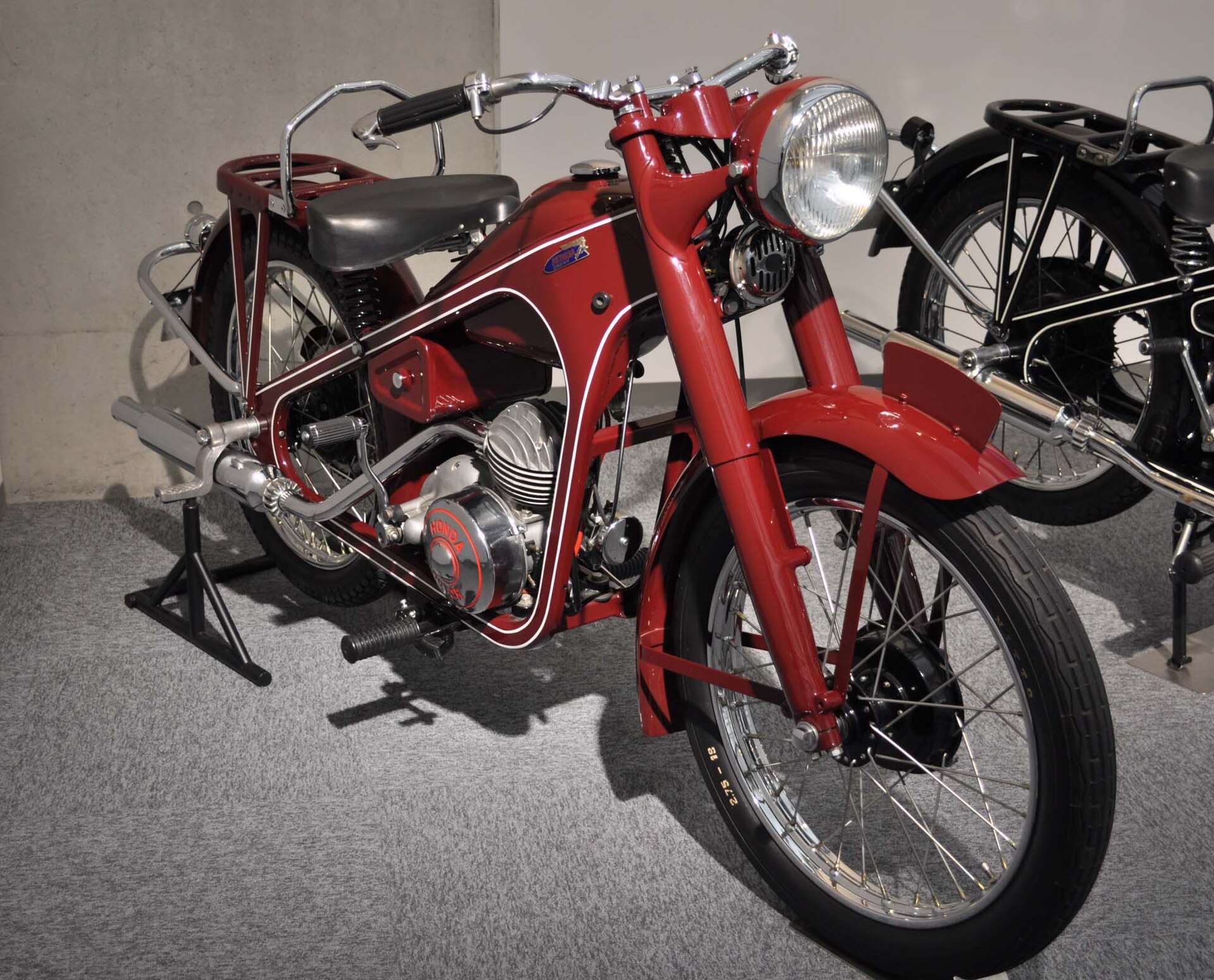 1949 Honda Dream D-Type motorcycle, Honda's first mass-produced model
