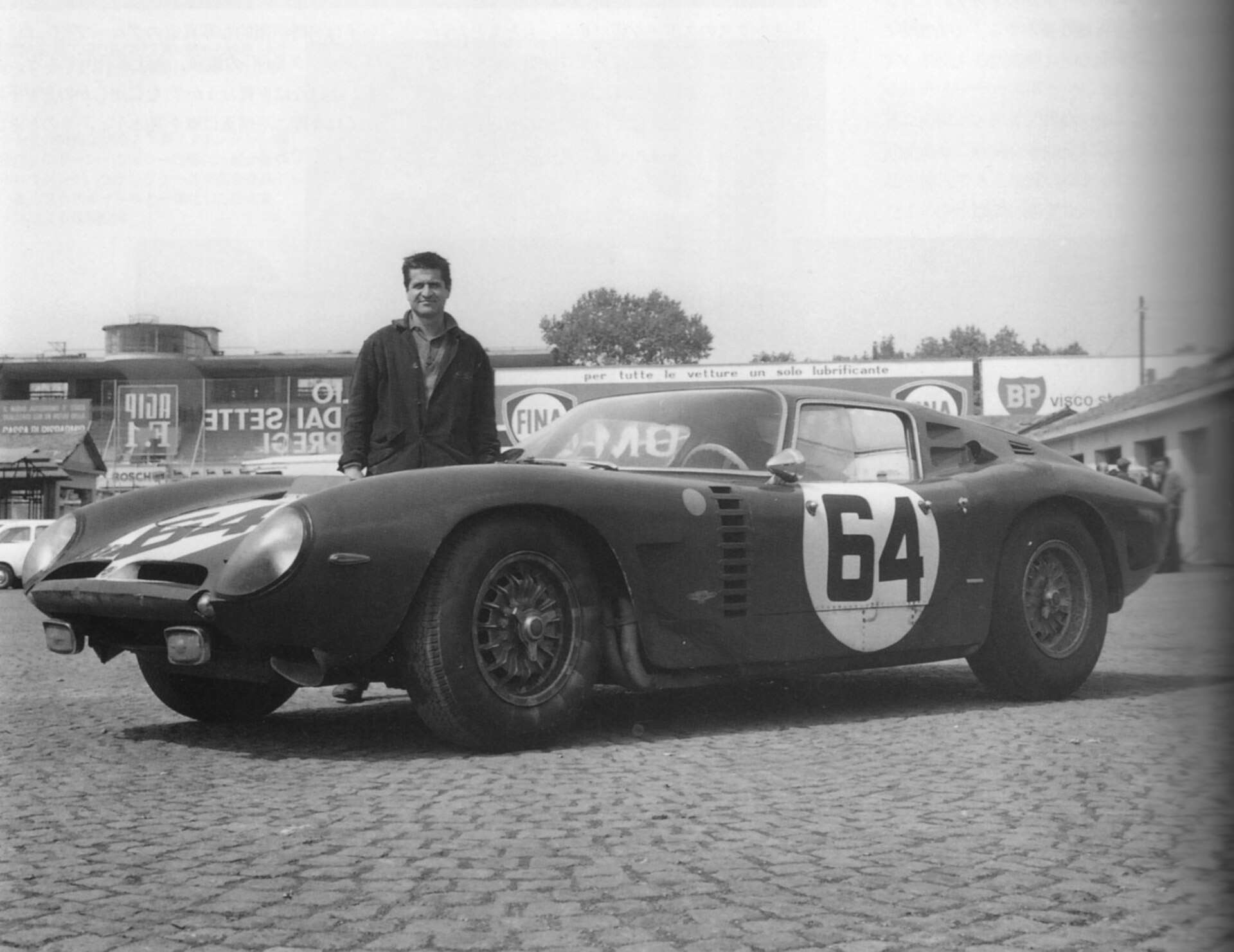 Iso Grifo A3C racing at the 1965 Monza 1000km