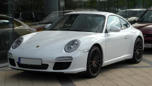 The New Porsche PCCM Plus Isn’t Really About CarPlay. It’s About Which Porsches Get to Grow Old - featured image