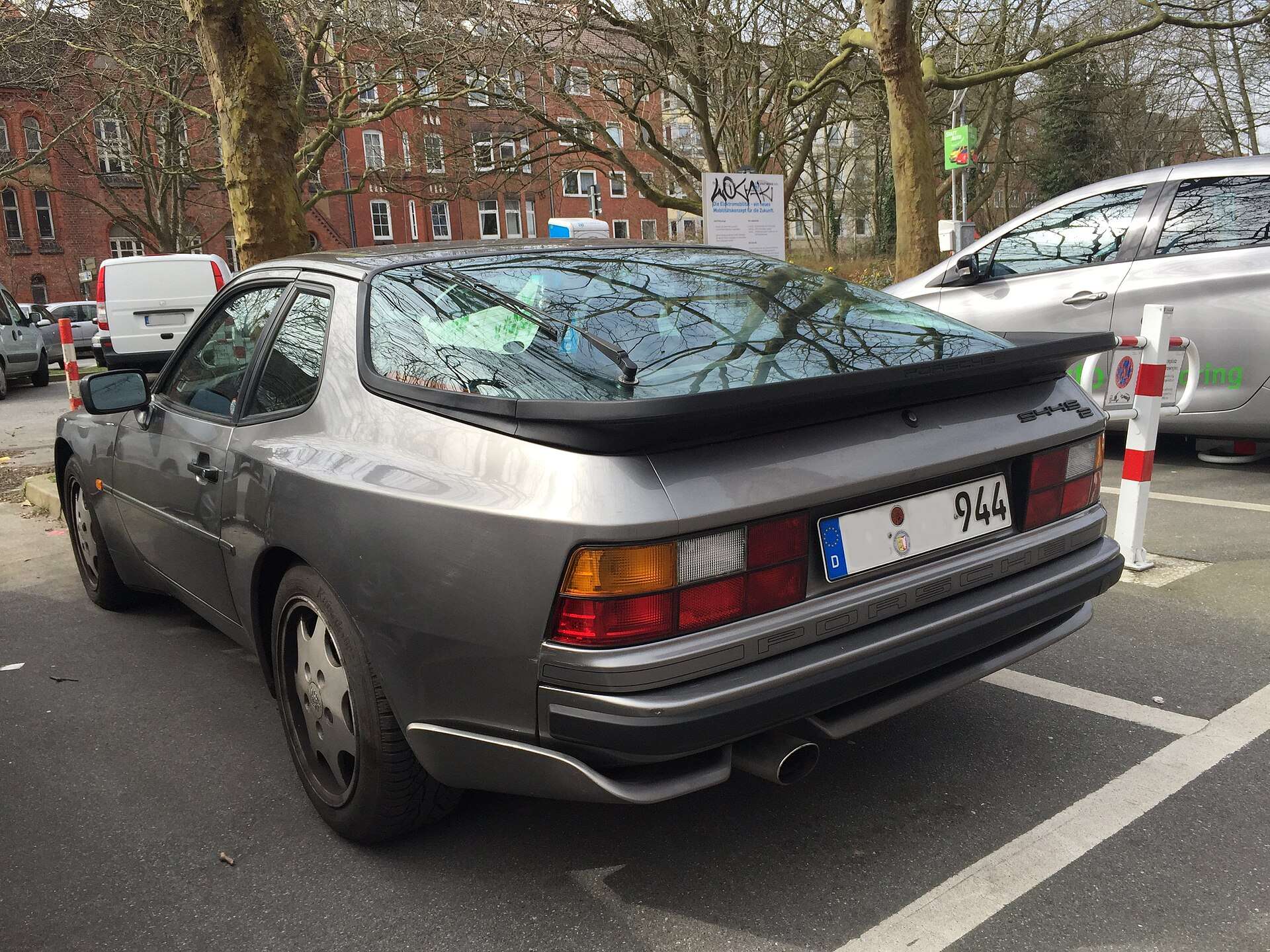 Rear view of a Porsche 944 S2 showing the original glass hatch